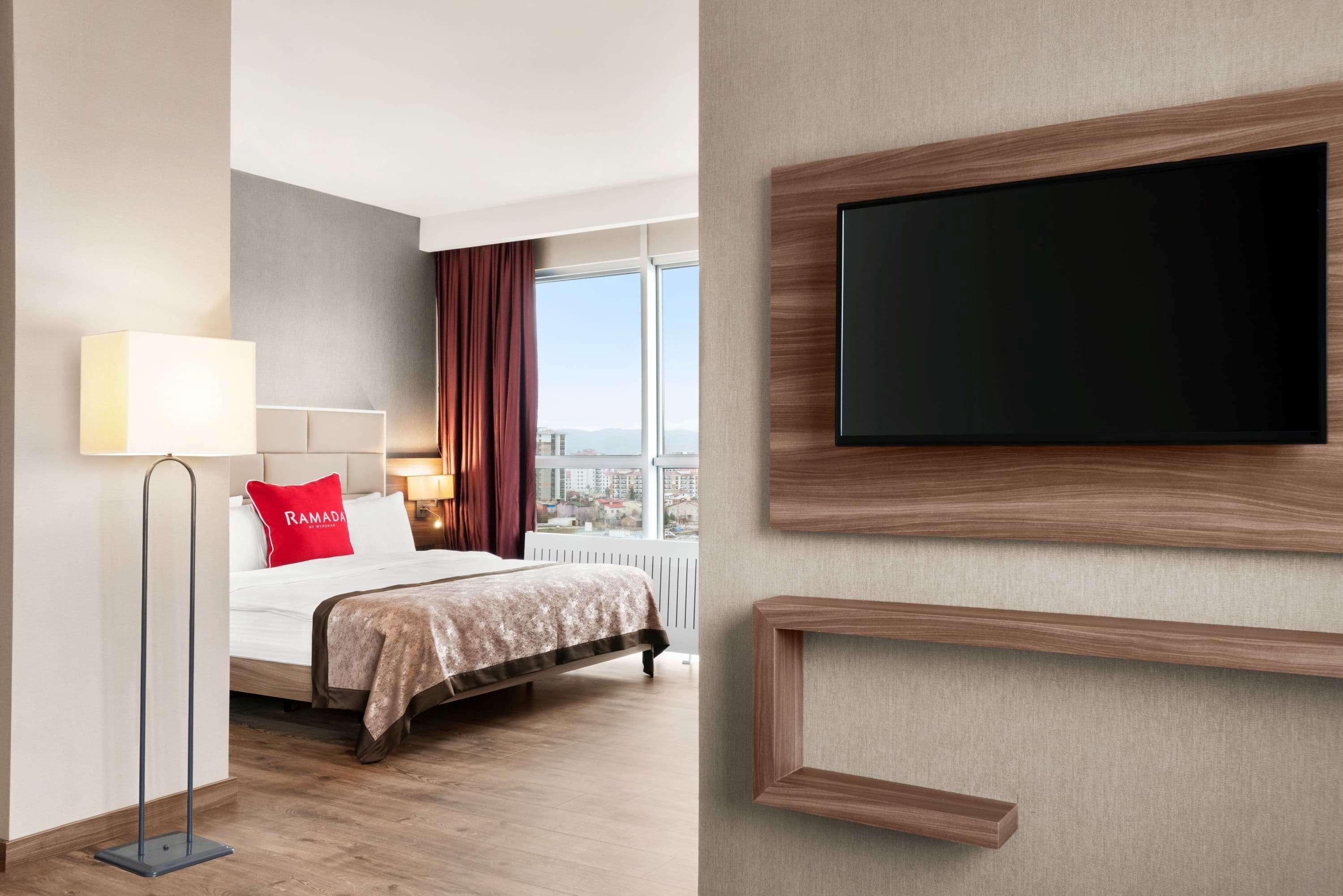 Отель Ramada By Wyndham Сивас Экстерьер фото